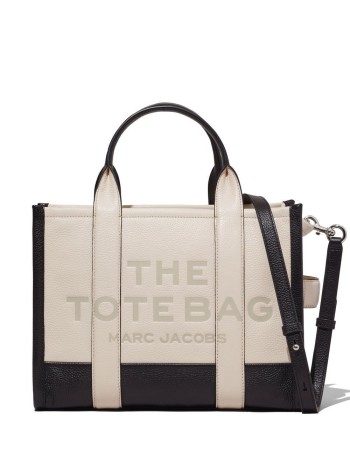 THE MEDIUM TOTE