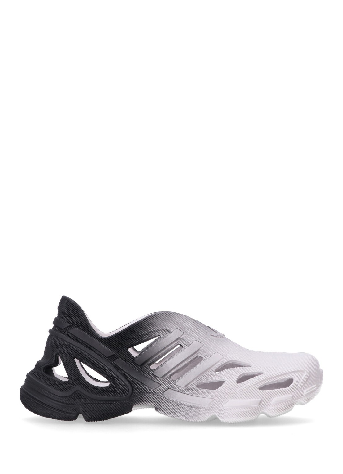 Sneaker adidas originals sneaker manadifom supernova - if3961 crywht cblack cblack talla 43
 
