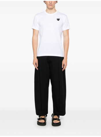 comme des garçons play camiseta hombre shirt emblem x rhinestone - axt801051 white black 2