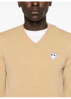 comme des garçons play knitwear manplay white heart pullover natural color - axn064051 light camel