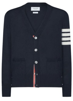 thom browne punto hombre classic v-neck cardigan in fine merino wool w/ 4bar stripes - mkc002ay1014 415