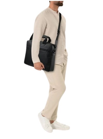 boss tecnology mancullen_doc. case - 50557778 001 2