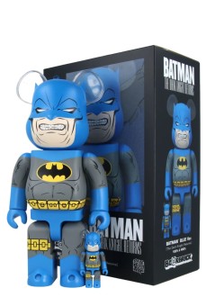 bearbrick decoracion unisexbearbrick 100% 400% the dark knight returns batman blue - med2347 mu
