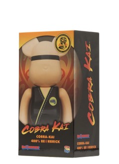 bearbrick decoracion unisexbearbrick 400% cobra kai cobra kai - med1061 mu