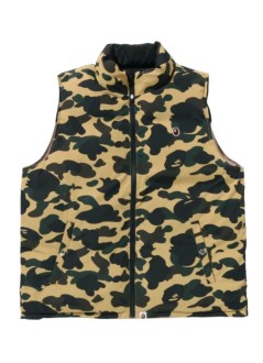 bape outerwear hombre 1st camo reversible down vest m - 1l80144006 yellow