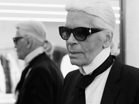Karl Lagerfeld: El Emperador de la Moda y su Legado 