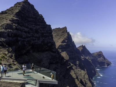 La cola del dragón: una imponente costa de acantilados en Gran Canaria
